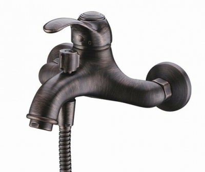 Isar 1301 Смеситель для ванны с коротким изливом